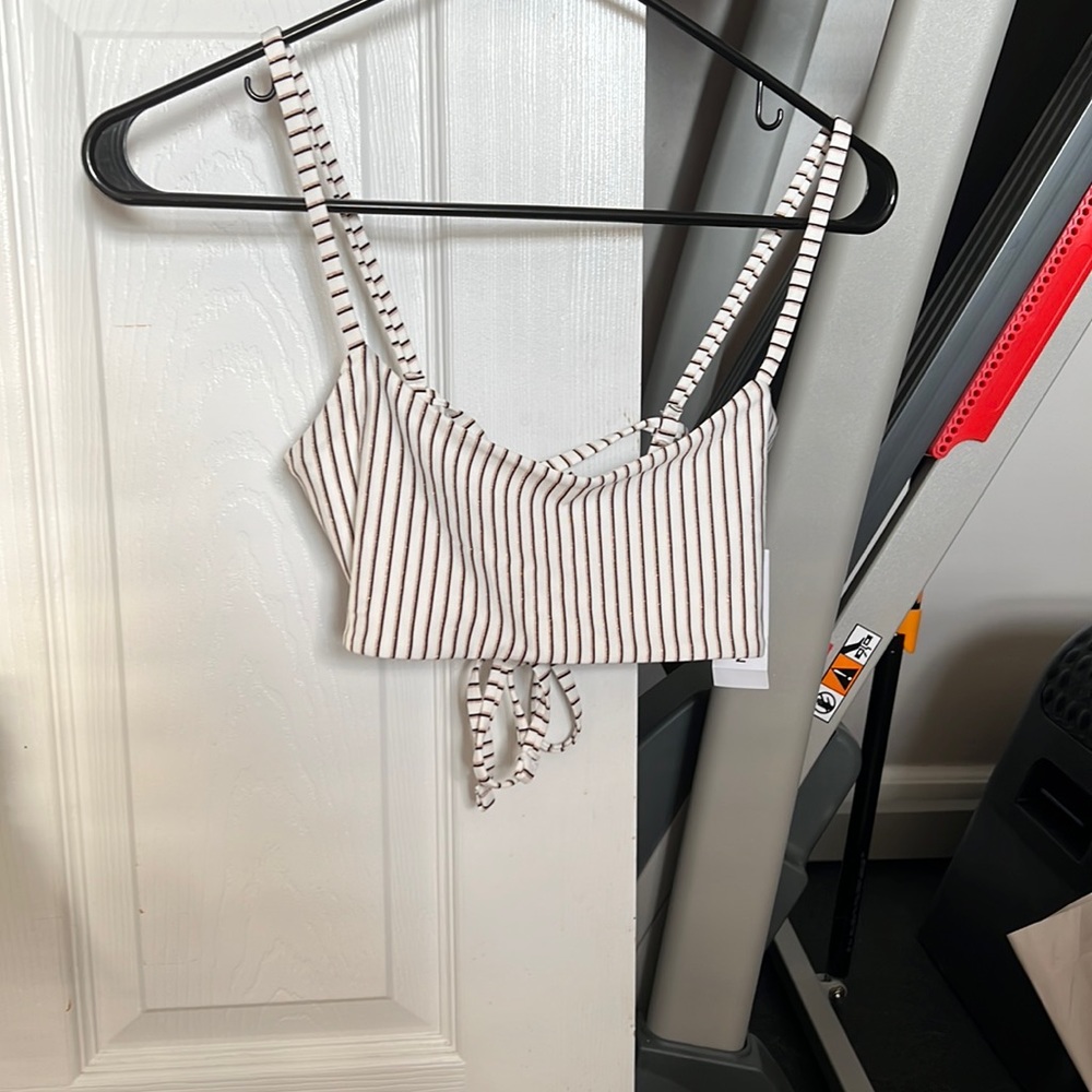 NWT Kendall & Kylie cage back bikini top